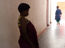 Ana Tabo (17) having contractions.